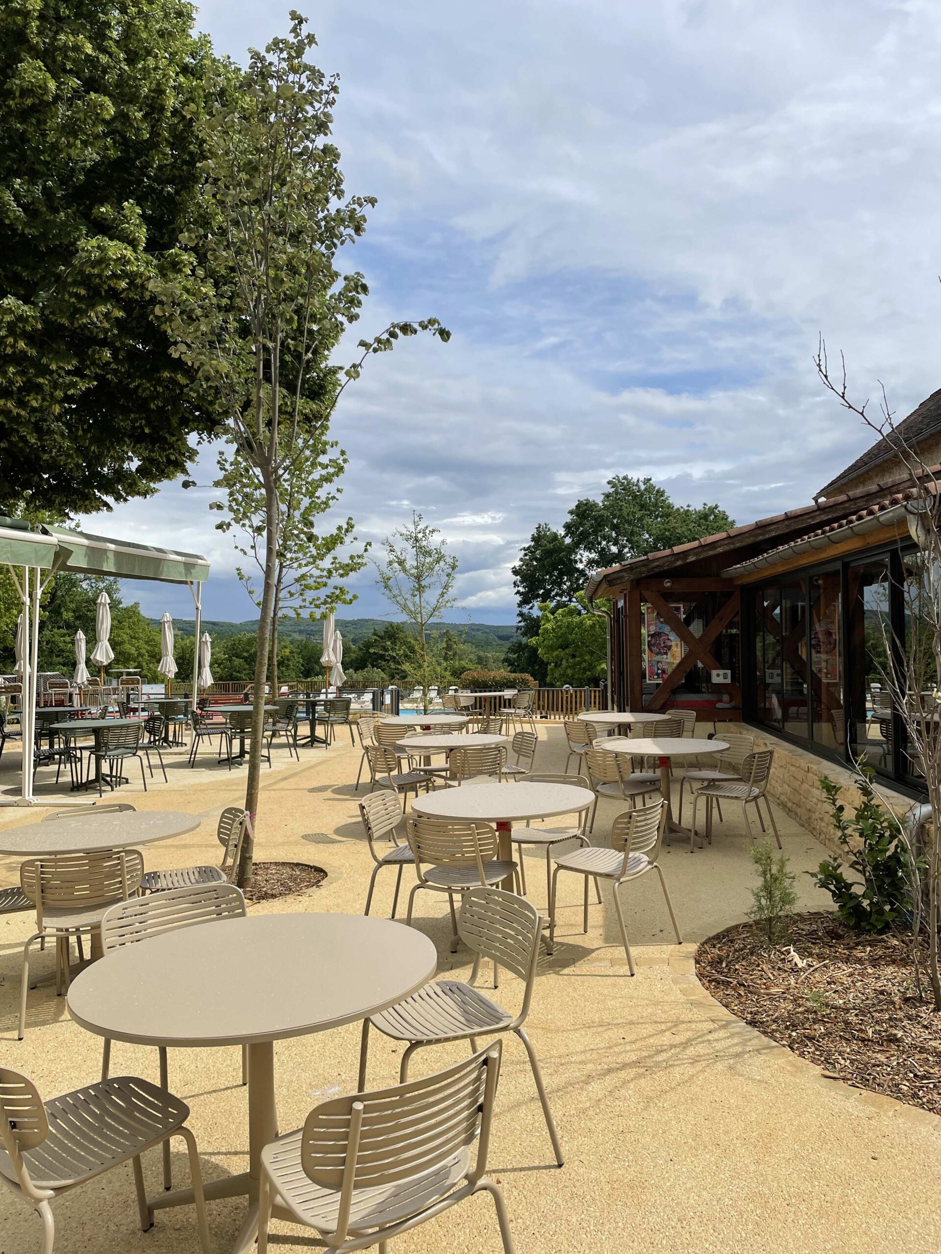 CAMPING LES GROTTES DE ROFFY – SARLAT