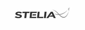 Logo STELIA : Aéronautique et Solutions Innovantes Logo de STELIA, texte noir stylisé avec un symbole abstrait et fluide en gris à droite.